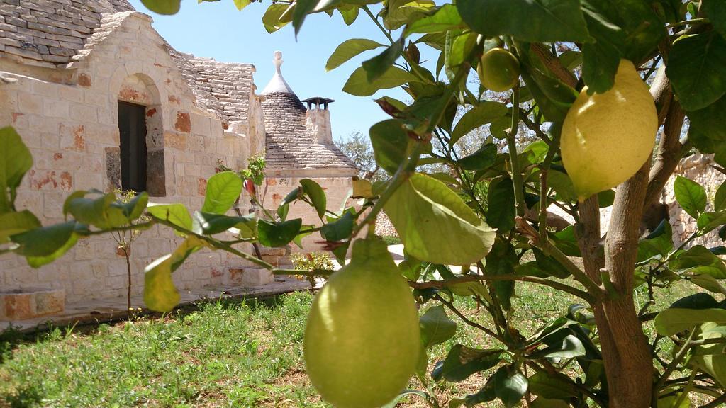 Almapetra Trulli Resort Локоротондо Екстериор снимка
