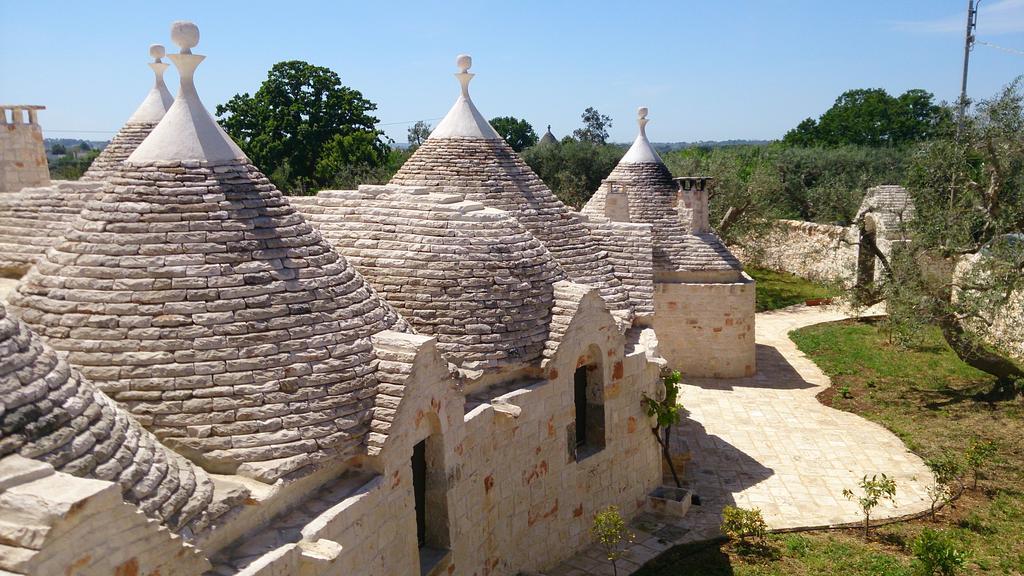 Almapetra Trulli Resort Локоротондо Екстериор снимка