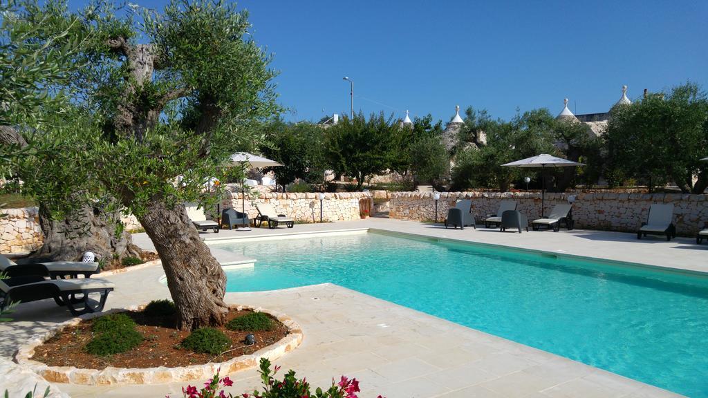 Almapetra Trulli Resort Локоротондо Екстериор снимка