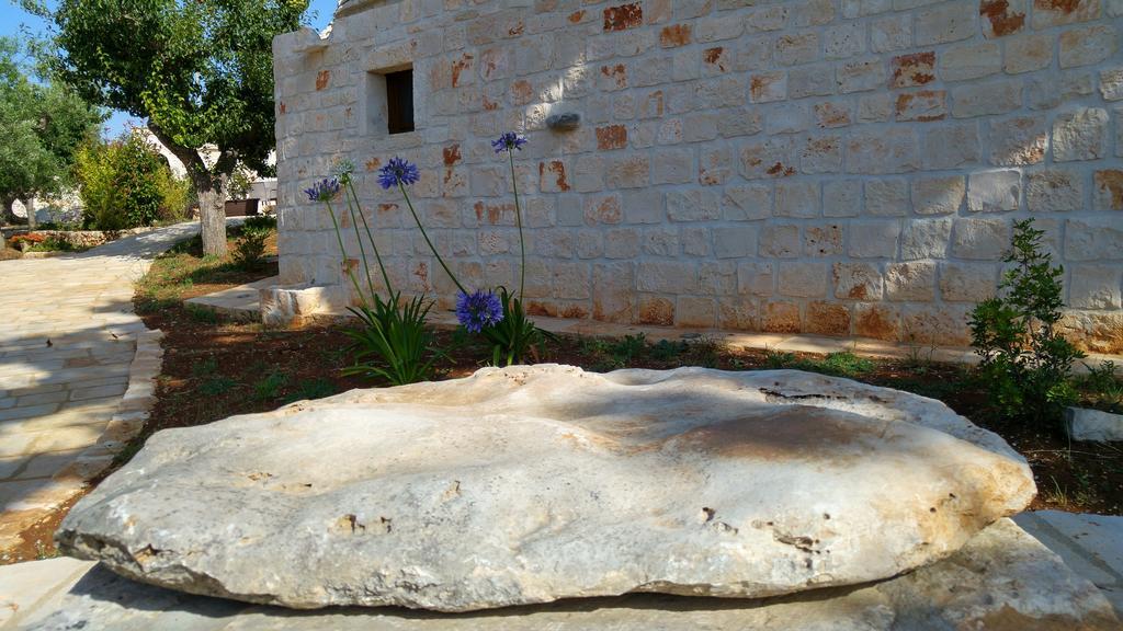 Almapetra Trulli Resort Локоротондо Екстериор снимка