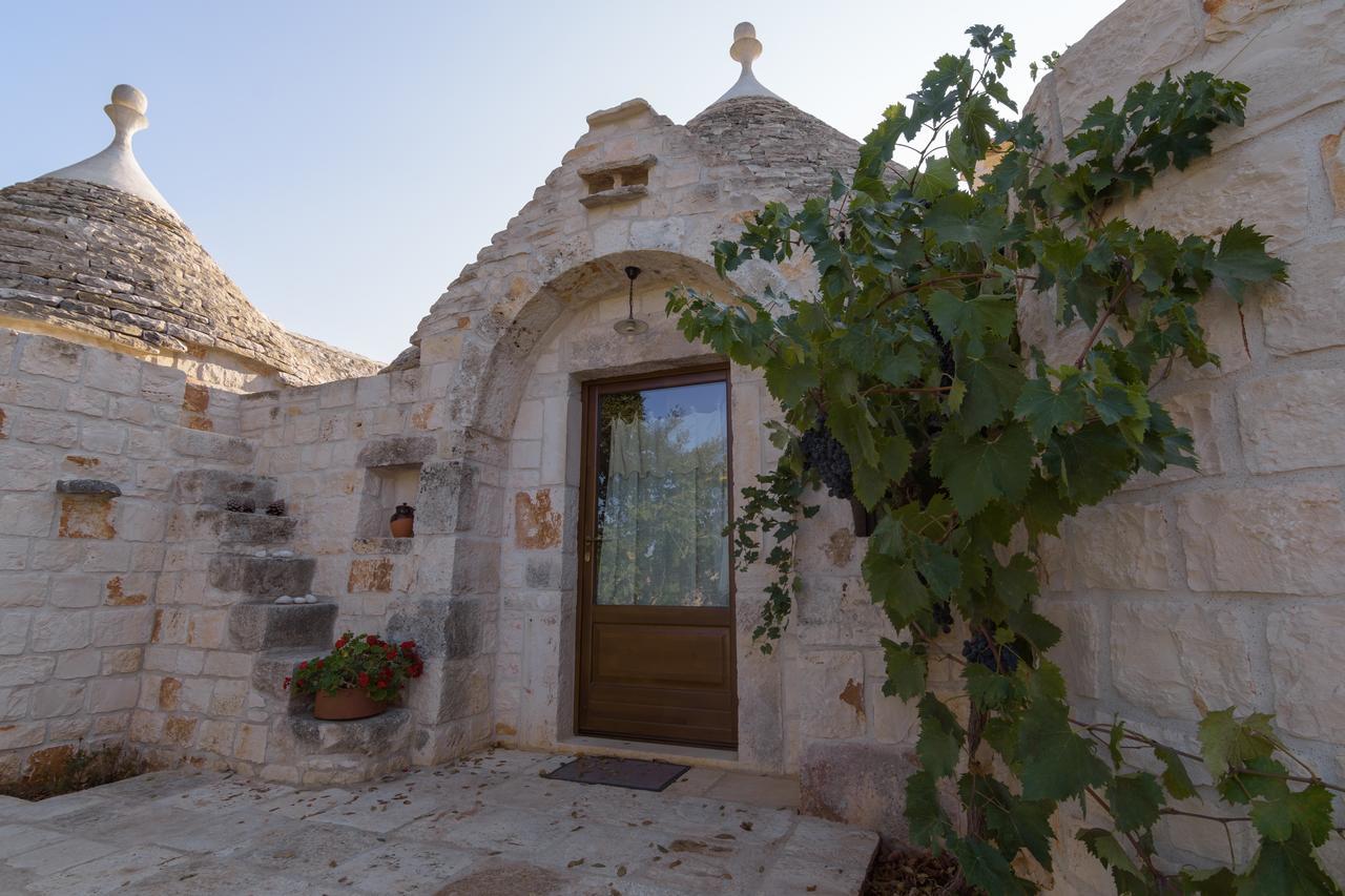Almapetra Trulli Resort Локоротондо Екстериор снимка