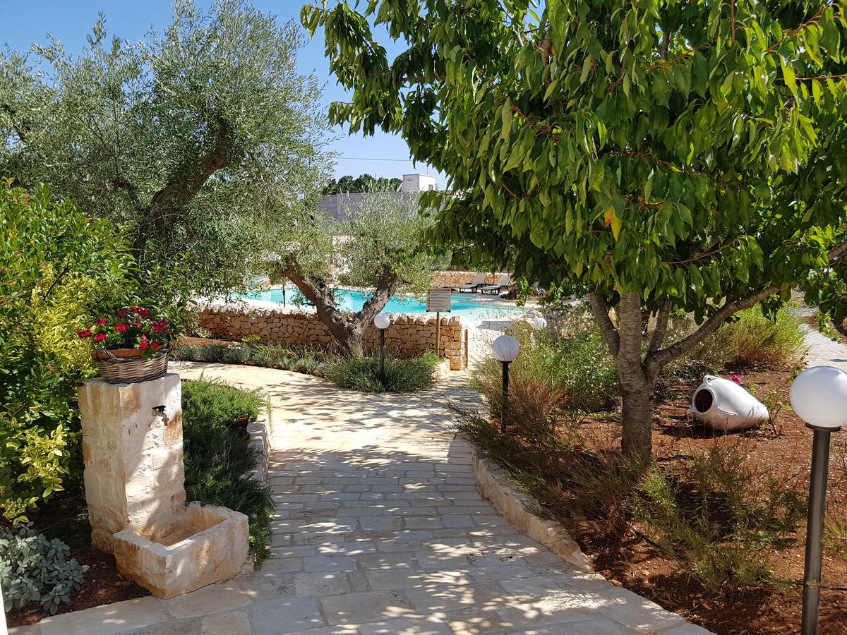 Almapetra Trulli Resort Локоротондо Екстериор снимка