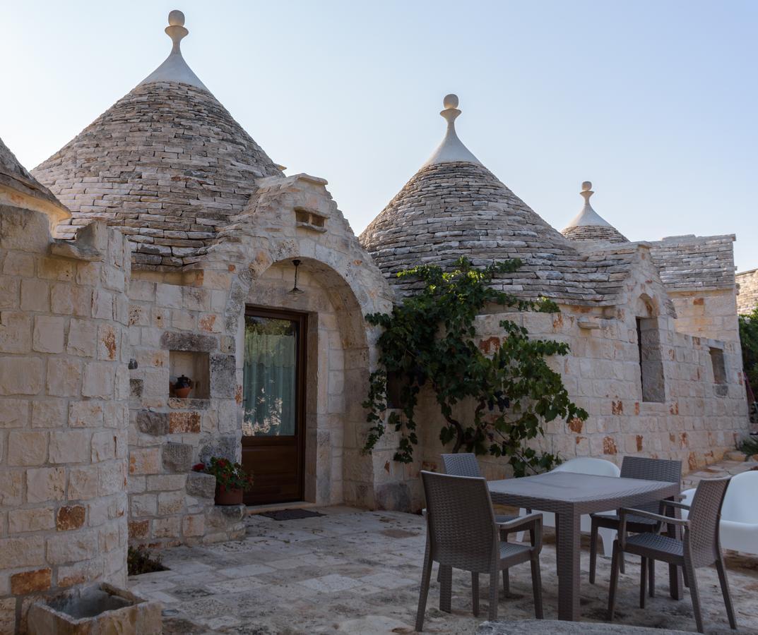 Almapetra Trulli Resort Локоротондо Екстериор снимка